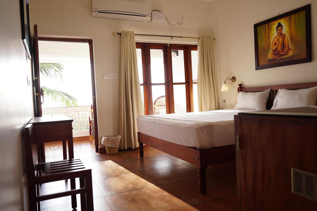 Buddha Beach Hotel Kovalam Buitenkant foto