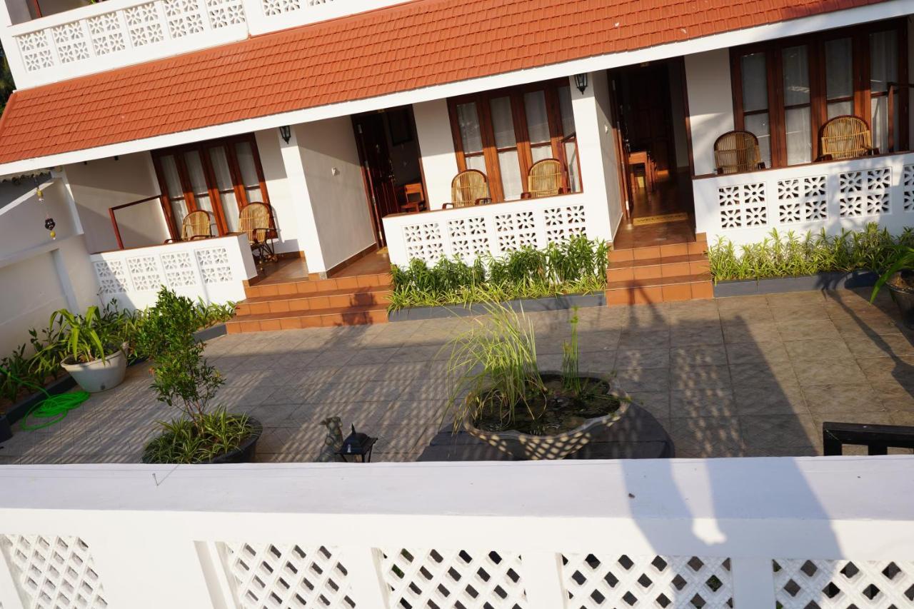 Buddha Beach Hotel Kovalam Buitenkant foto