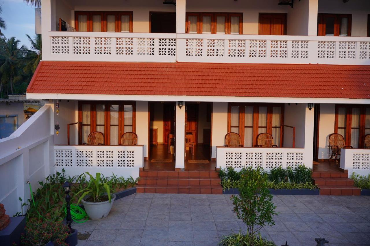 Buddha Beach Hotel Kovalam Buitenkant foto