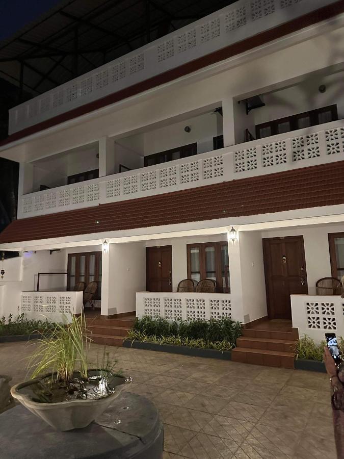 Buddha Beach Hotel Kovalam Buitenkant foto
