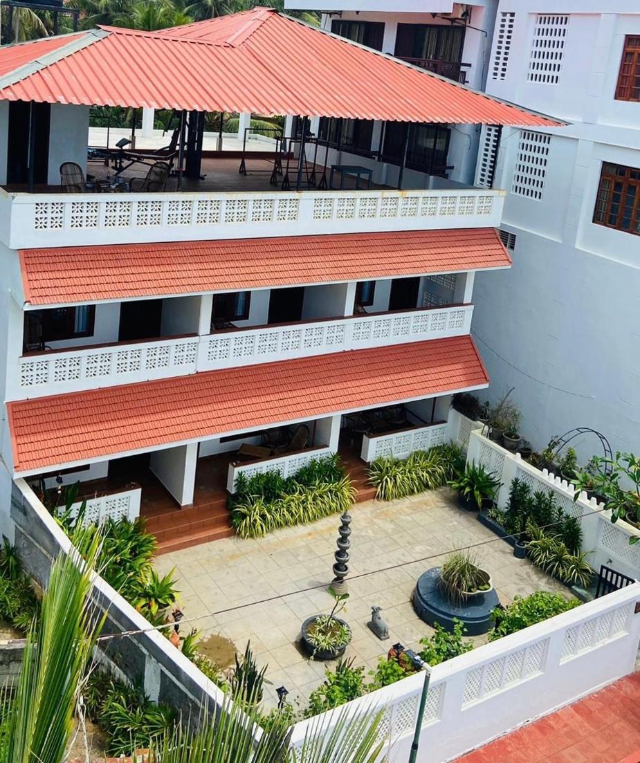 Buddha Beach Hotel Kovalam Buitenkant foto